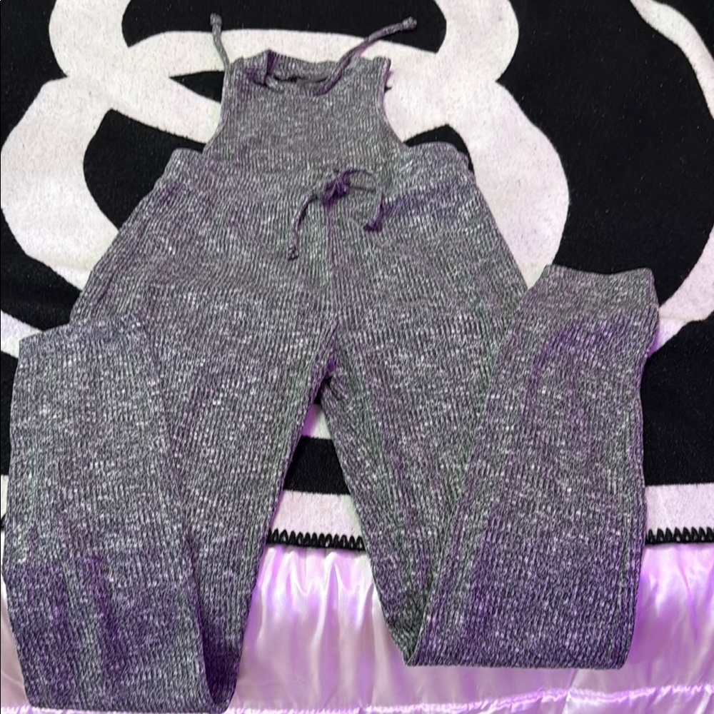 Gym shark top and bottom both small size